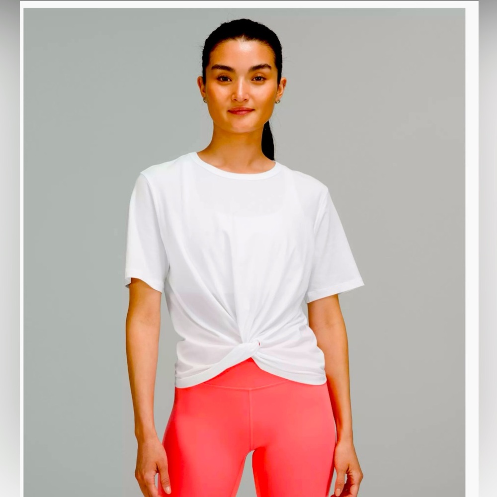 Lululemon Crescent T-Shirt